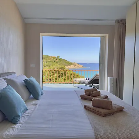 Lägenhet Luxury Seafront - Access - Parking & Wifi - By Coral