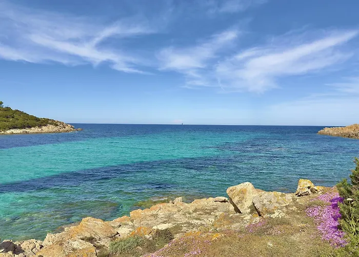 Apartment Luxury Seafront - Access - Parking & Wifi - By Coral *