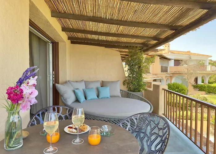 Luxury Seafront - Access - Parking & Wifi - By Coral * Porto Cervo