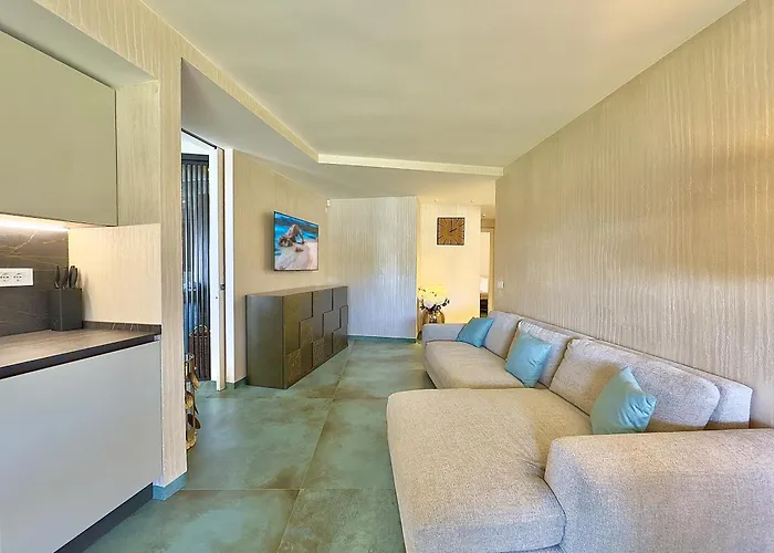 Luxury Seafront - Access - Parking & Wifi - By Coral * Porto Cervo