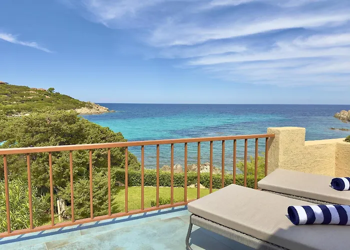 Luxury Seafront - Access - Parking & Wifi - By Coral Porto Cervo