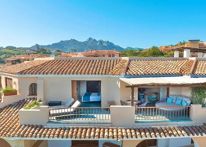 Luxury Seafront - Access - Parking & Wifi - By Coral *