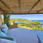 Lejlighed Luxury Seafront - Access - Parking & Wifi - By Coral *