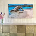 Luxury Seafront - Access - Parking & Wifi - By Coral Apartamento