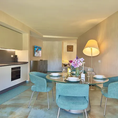 Luxury Seafront - Access - Parking & Wifi - By Coral Lejlighed Porto Cervo