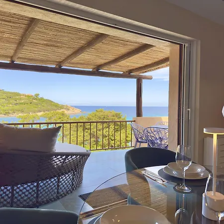 Luxury Seafront - Access - Parking & Wifi - By Coral Porto Cervo
