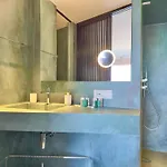 Luxury Seafront - Access - Parking & Wifi - By Coral Apartament