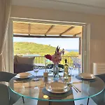 Luxury Seafront - Access - Parking & Wifi - By Coral Porto Cervo