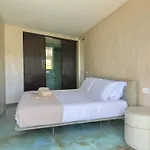 Apartament Luxury Seafront - Access - Parking & Wifi - By Coral Porto Cervo