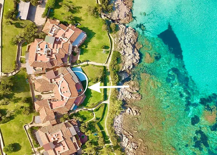 Luxury Seafront - Access - Parking & Wifi - By Coral Apartment