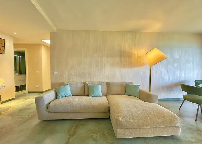 Luxury Seafront - Access - Parking & Wifi - By Coral * Porto Cervo